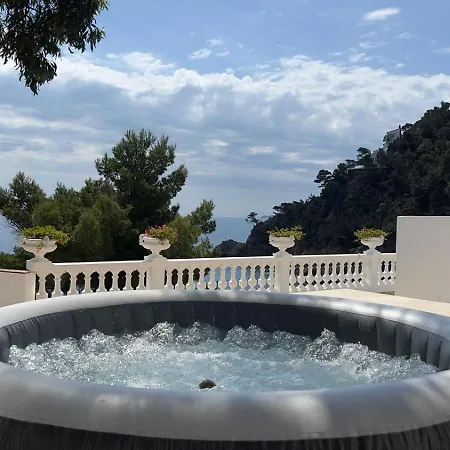 Hotel La Calanque Cavalaire-sur-Mer Exterior photo