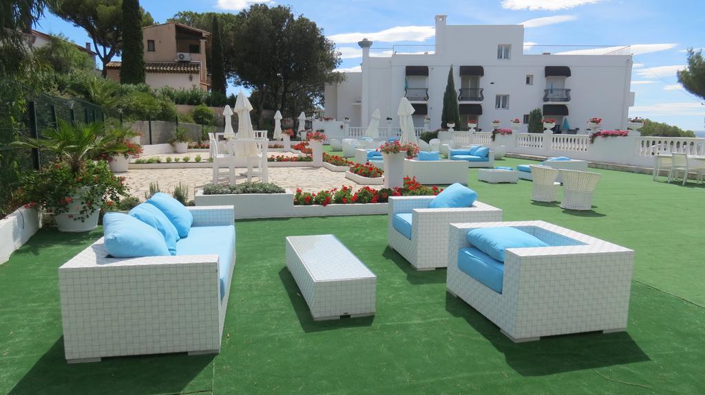 Hotel La Calanque 4*